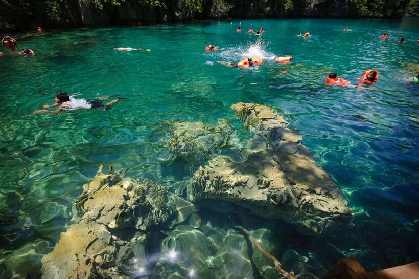 Coron: Barracuda Lake, Skeleton Wreck, Twin Lagoon Boat Tour - The small problems to plan around