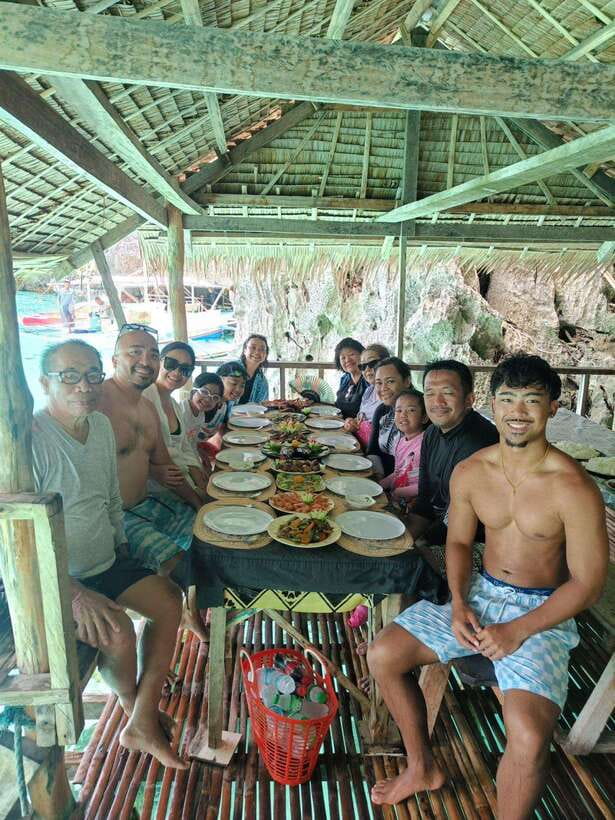 CORON:ISLAND TOUR A Lakes and Snorkeling with Corals - Why the $30 price is good value