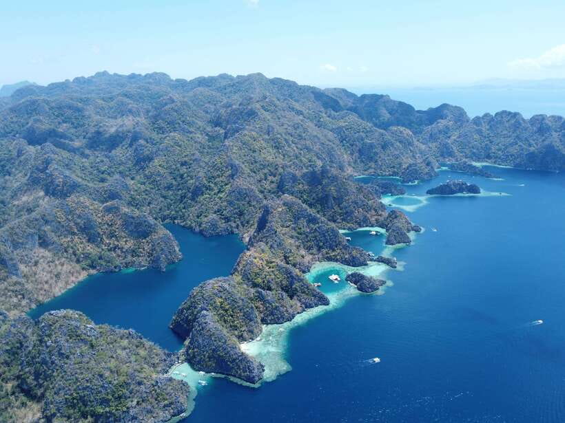 Coron: Island Tour B w/ Snorkeling & Lagoon Adventures - Skeleton Wreck at only 5 meters
