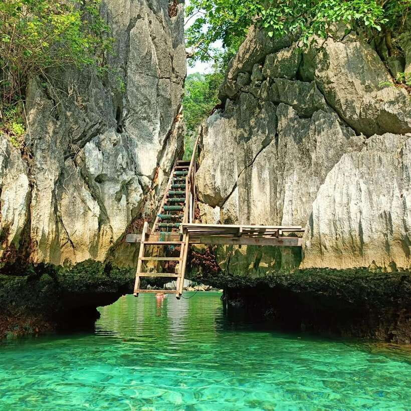 Coron: Kayangan Lake, Twin Lagoon, and Siete Pecados Tour - Kayangan Lake and the famous viewpoint