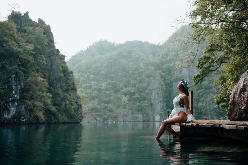 Coron: Private Island-Hopping Tour on a Yacht or Speedboat - Banol Beach and CYC Beach