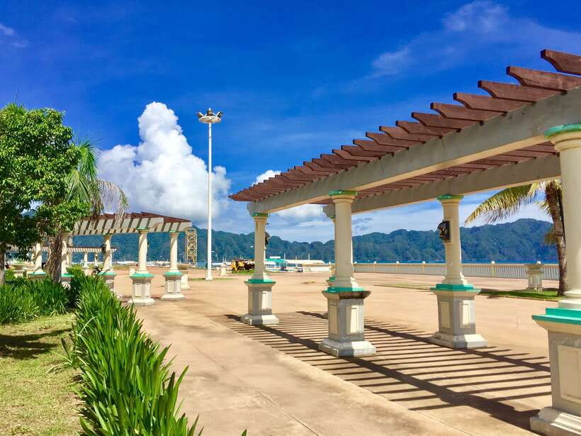 Coron Private Town Tour: Maquinit Hot Spring - Mt. Tapyas View Deck and the climb