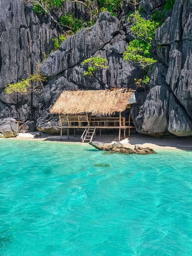 Coron: Super Ultimate Island-Hopping with Lunch & Transfers - Kayangan Lake: the day’s big opening scene