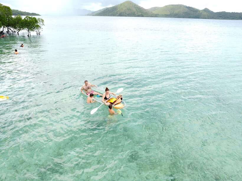 CORON TOUR - PRIVATE BOAT RENTAL with LUNCH (7 Destinations) - How the guide service affects the day