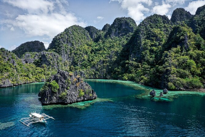 Coron Ultimate Tour - Private Tour w/ Buffet Lunch (Full Day) - Key points to know before booking