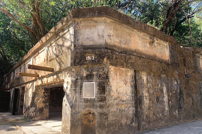 Corregidor day tour via Manila to Bataan - The early Manila pickup sets the pace