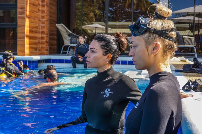 Discovery Freediving Program - The 9:00 AM theory lesson keeps things simple