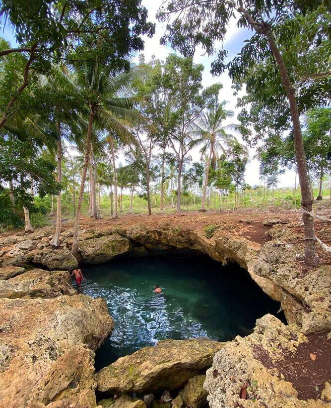 East Bohol Private Tour: Anda, Waterfalls & Lamanok Island - Lamanok Island to Quinale Beach