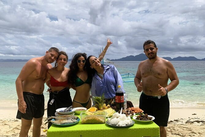 El Nido Group Tour A with Beach Lunch - Secret Lagoon: a short passage into still water
