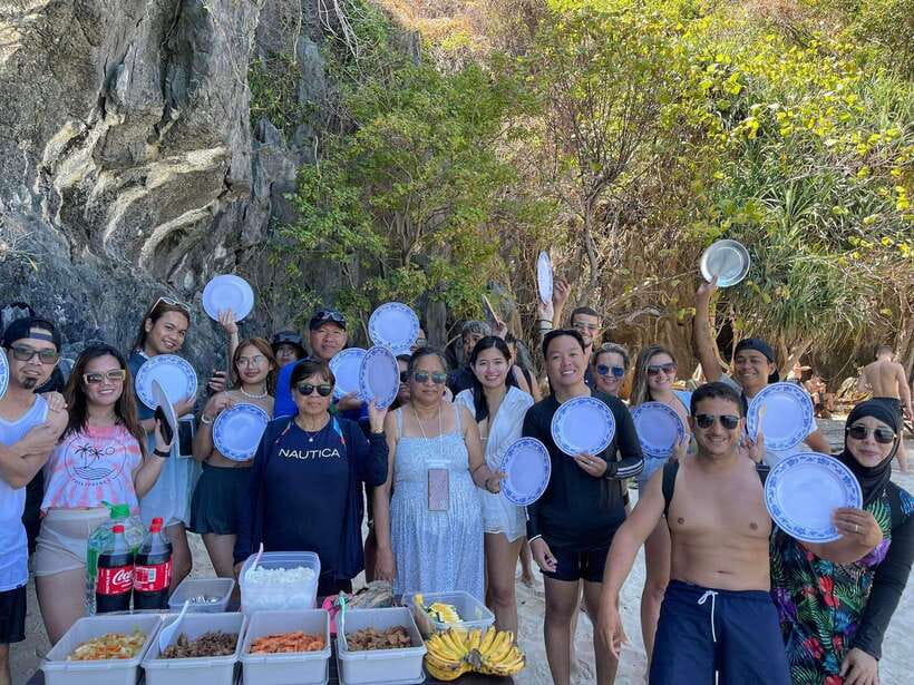 El Nido Island Hopping Tour A - Lagoons framed by limestone walls