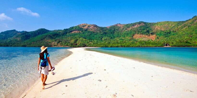 El Nido: Island Hopping Tour B Cudognong Cave & More - Cudugnon Cave and a wartime story