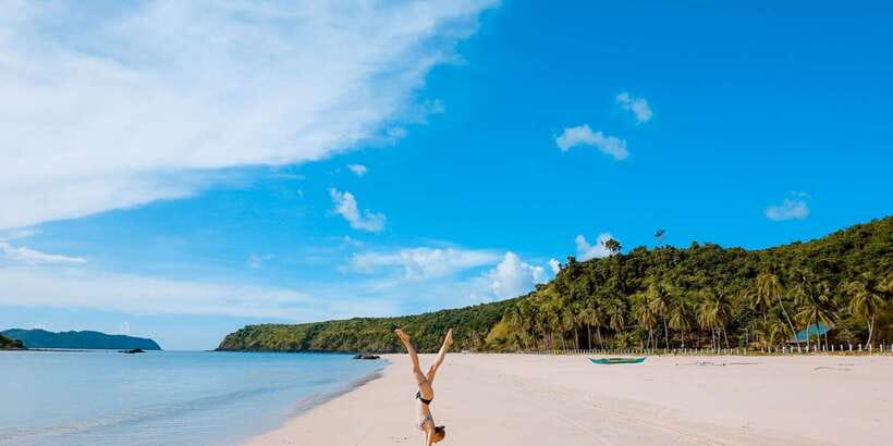 El Nido Island Hopping Tour C: Hidden Beaches & Shrine - The crew can make or break the day