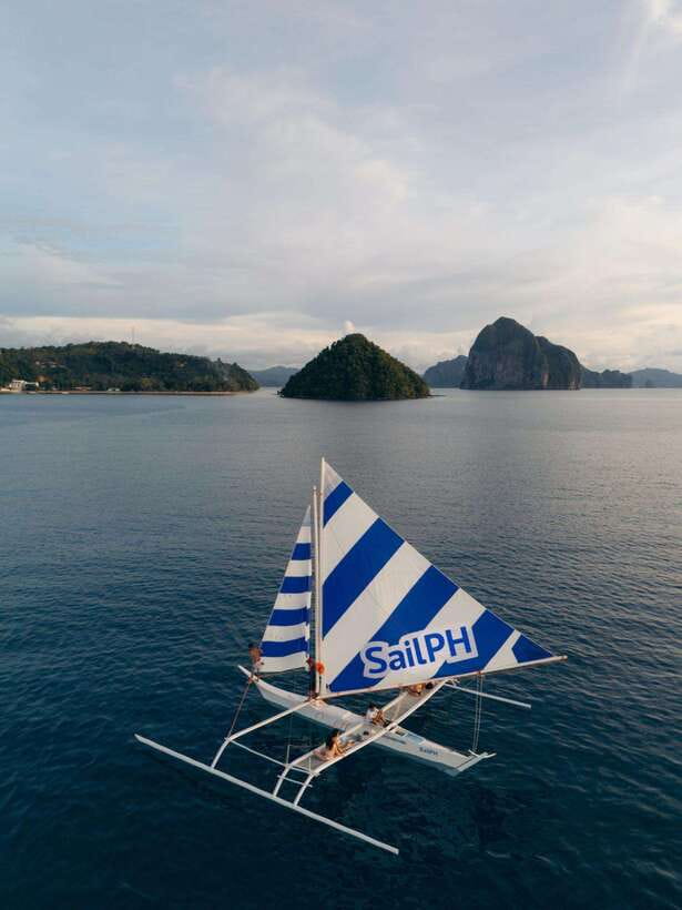 El Nido Islands: Private Paraw Day Sailing with Lunch - Setting sail across Bacuit Bay