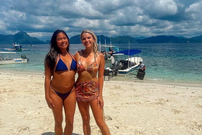 El Nido Palawan Mangrove and Sand Bar Tour, with Lunch - Entering El Nido’s mangroves for two hours