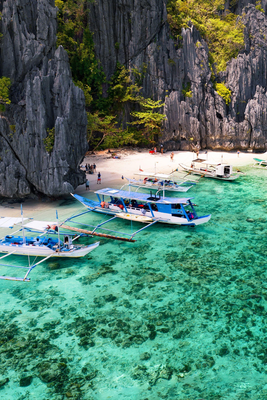 El Nido: Private/Exclusive Island Hopping Tour A BEST PRICE! - Secret Lagoon, a narrow entrance and a dramatic setting