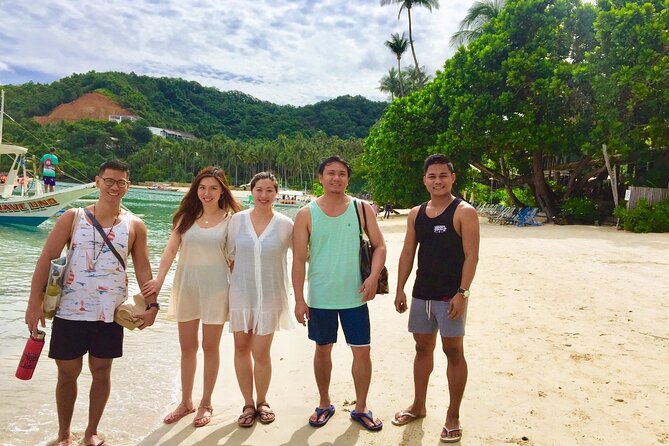 El Nido Private Tour A w/ Lunch - Shimizu Island: lunch beside clear water
