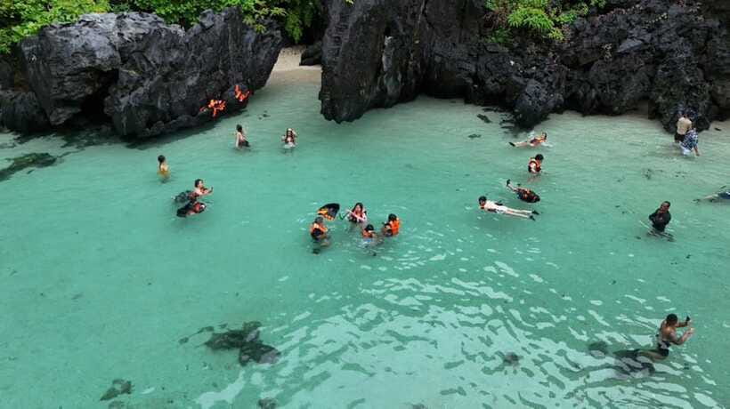 El Nido:Private Tour D with Highlights Small & Cadlao Lagoon - Bukal Island: A Relaxed Finish