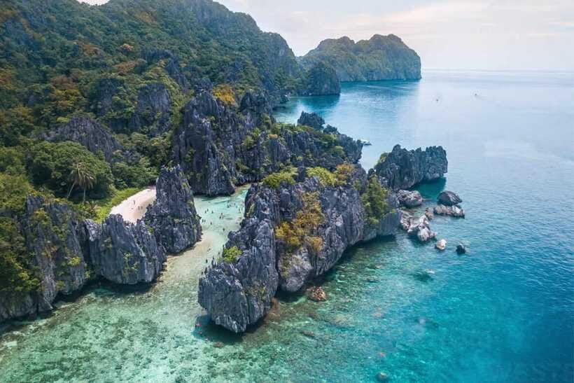 El Nido: Tour C to Hidden Beach, Helicopter Island & More - Talisay Beach gives you time to slow down