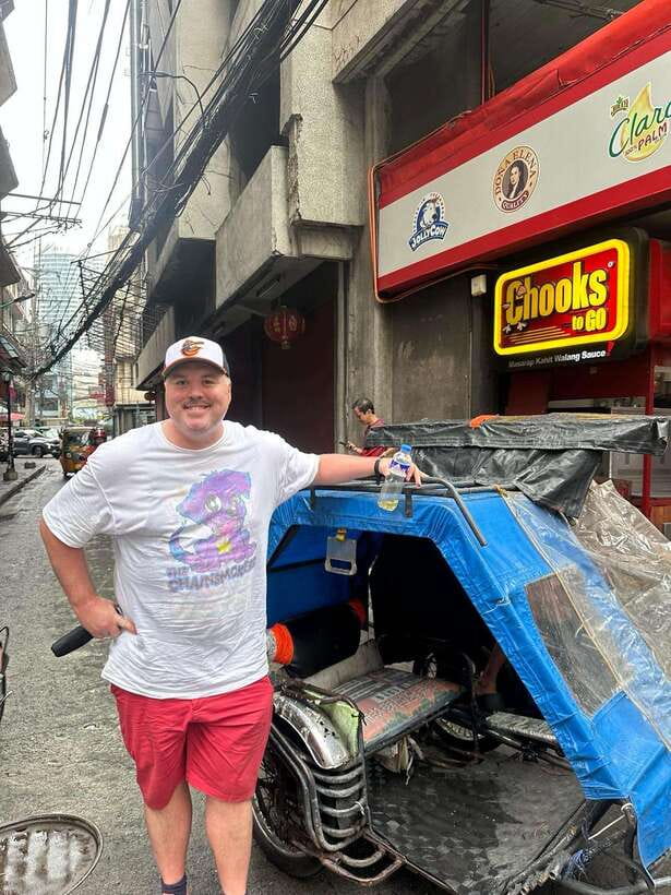Explore Manila Slums and Hidden Market - Walking through Tondo with a local guide
