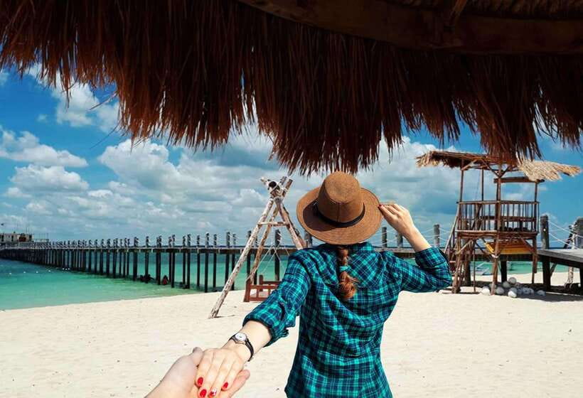 From Bacolod: Asia's Biggest Floating Bar on Lakawon Island - Key points to know before you book