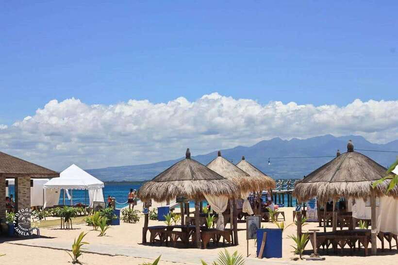From Bacolod: Asia's Biggest Floating Bar on Lakawon Island - Booking advice for a smoother island day