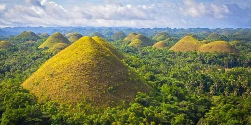 From Cebu: Full-Day Bohol Excursion - Bolo making and nipa weaving