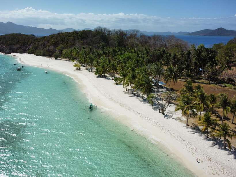 From Coron Town: Beaches and Islands Boat Tour with Lunch - Malcapuya Beach, the main event