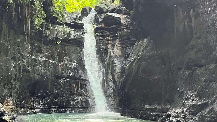 From Manila: Pagsangjan Falls and Hidden Valley Day Trip - Why this combination works so well
