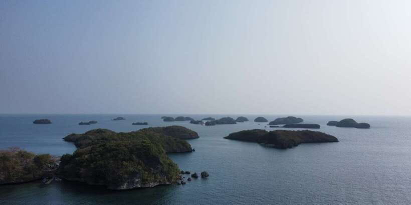 From Manila: Pangasinan Hundred Islands Guided Tour - Cave Cliff Jumping And Other Extra Activities