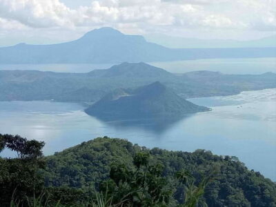 From Manila: Panoramic Tagaytay Ridge Tour - Seeing Taal Lake from Palace in the Sky
