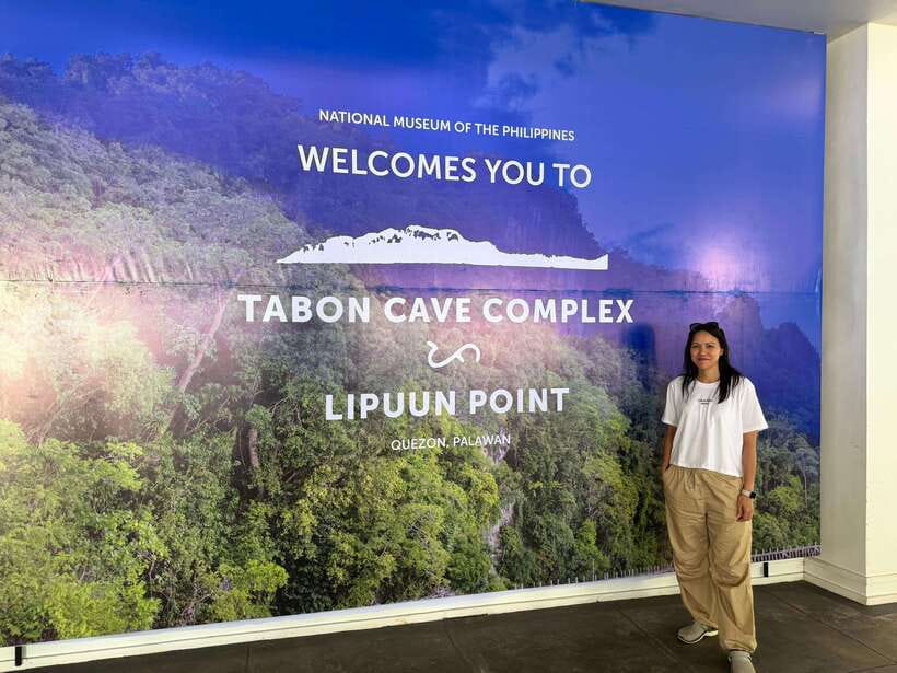 From Puerto Princesa: Tabon Cave Day Tour with lunch - Start with the National Museum galleries