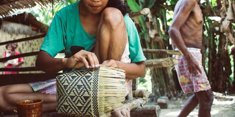 From Puerto Princesa: Trek to Batak Tribe Village - What the guide adds to the experience