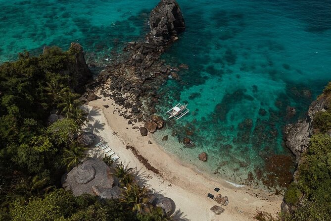 Full Day Apo Island Tour from Dumaguete - Island lunch and the midday pause