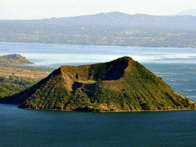 Full-Day Manila City, Tagaytay Taal Volcano and Lake Tour - Fort Santiago and the final chapter of the day