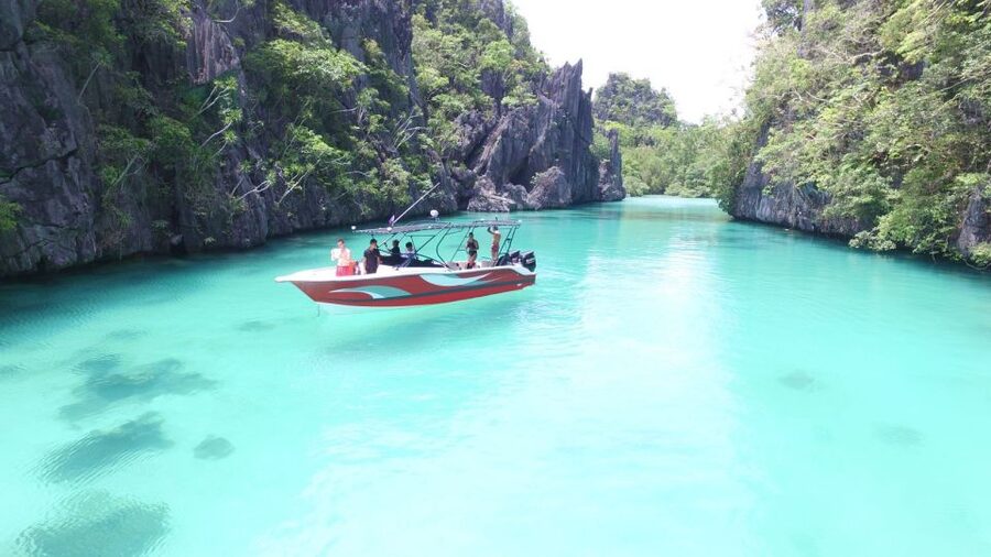Half-Day Seasation Premium Speedboat Group Island Hopping - Meeting at Corong-Corong Pier