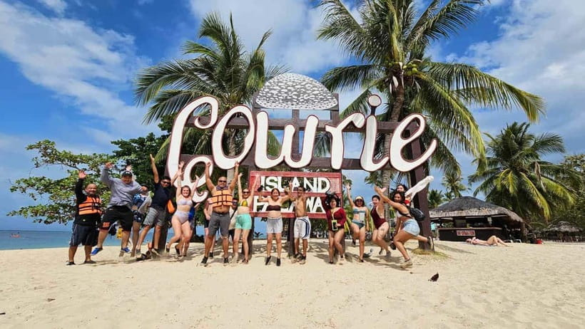 Honda Bay Island Hopping Tour – A Perfect Day in Paradise - Starfish Island and shallow-water marine life