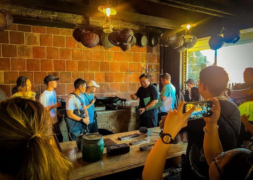 Intramuros: Guided Tours by a Historian and Academic - What to bring for three and a half hours outside