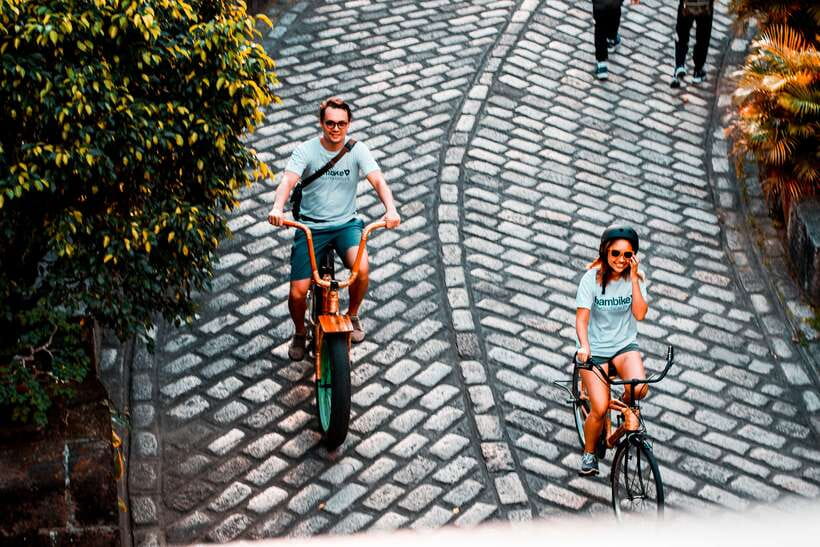 Intramuros, Manila: Historical Bamboo Bike Tour - Manila Cathedral and Plaza de Roma