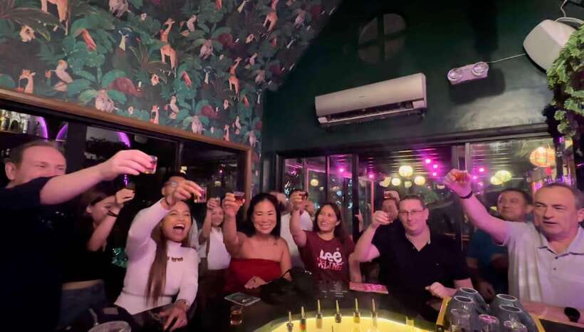 ⭐ Makati Bar Hopping and Pub Crawl Tour with Venus ⭐ - Why Poblacion works for a bar crawl