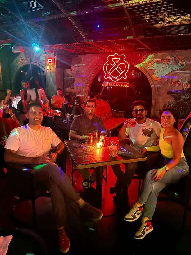 ⭐ Makati Bar Hopping and Pub Crawl Tour with Venus ⭐ - What makes the guide valuable