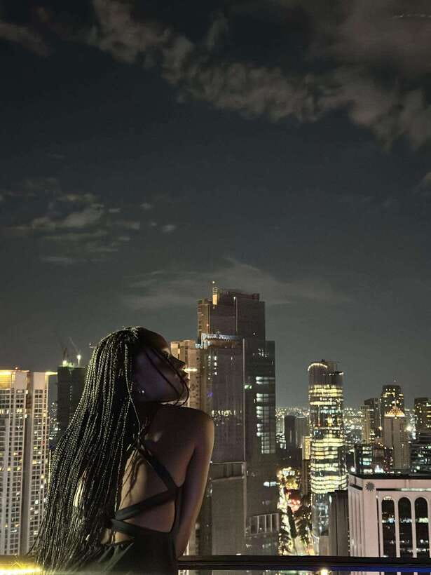 Makati: Rooftop Bar Hopping Tour with Venus - What the $66 price really buys you