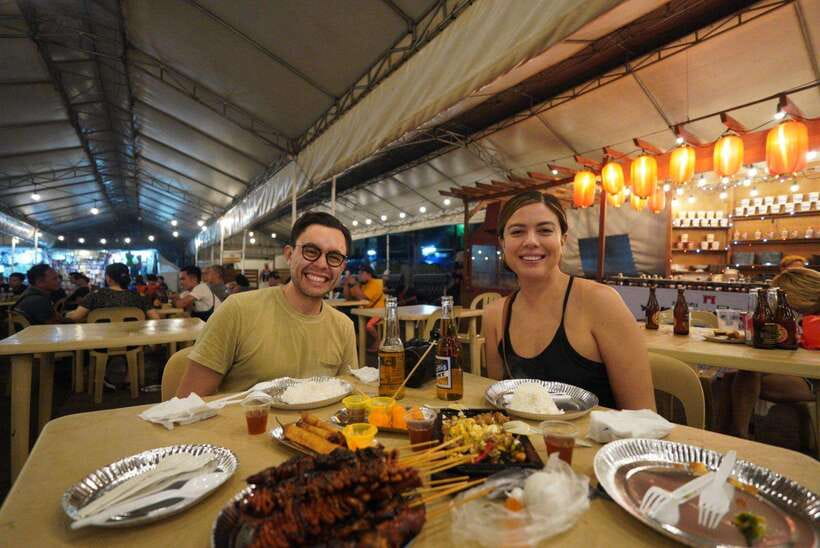 Makati: Street Food Experience with a Local Guide - Meeting in Makati and getting the night started