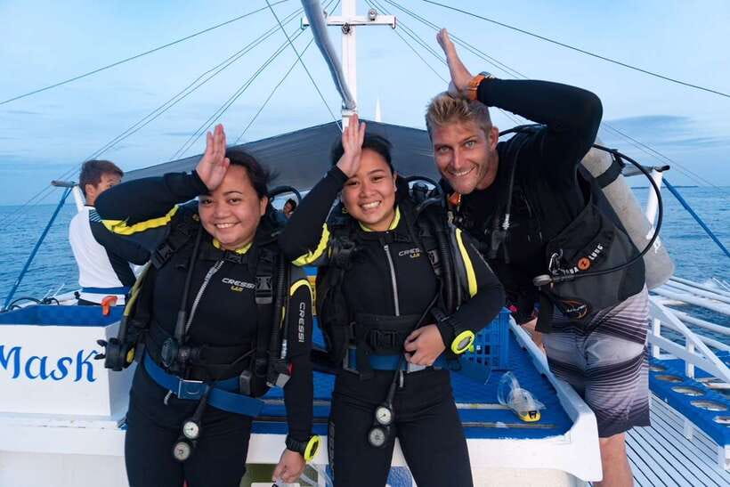 Malapascua: Advance Divers Shark Dive & Optional Transfer - The early morning start on Malapascua