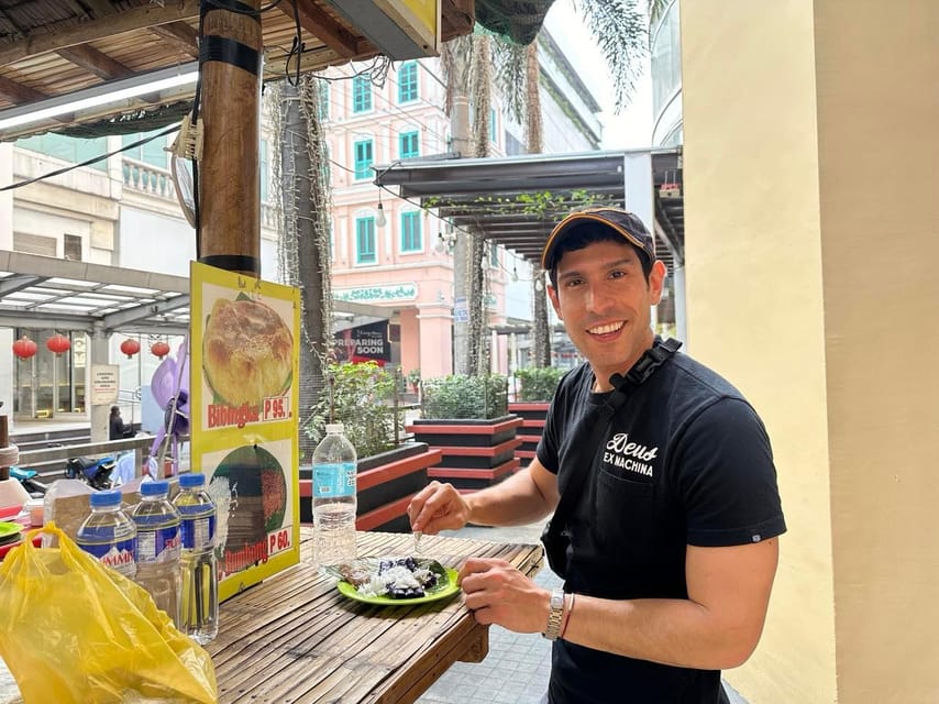 Manila Chinatown Food Tour Experience - Old buildings and the history you actually receive