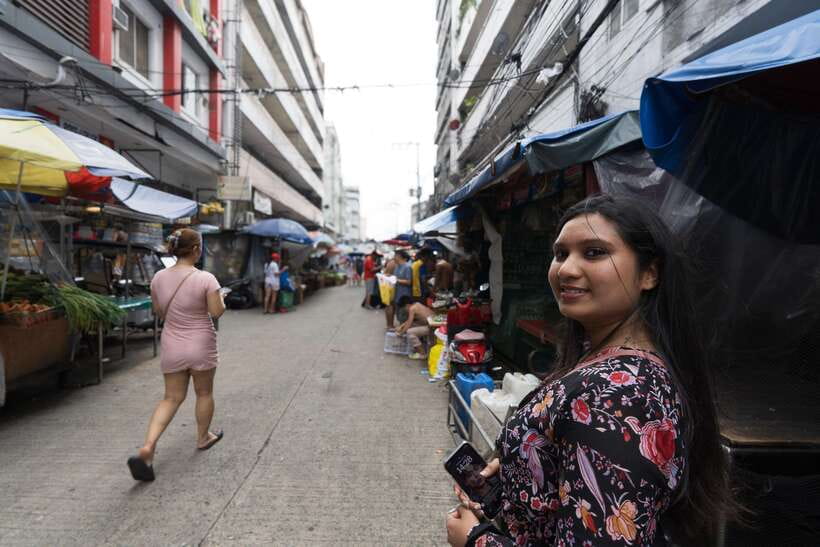 Manila Chinatown Hidden Gems with Venus - Ongpin Street: Shops, Food, and Street-Level Manila