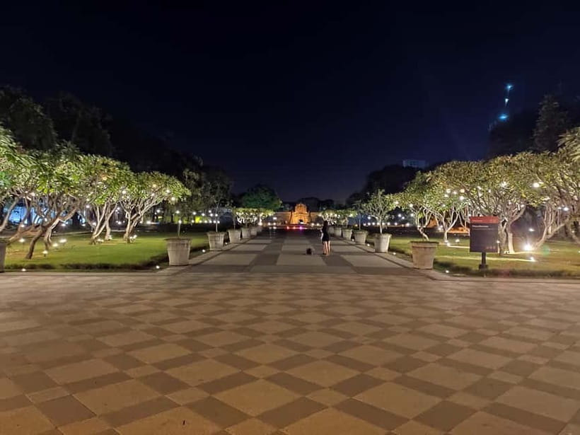 Manila: Enchanting Night Tour of Manila's Historic Landmarks - Key points to know before booking