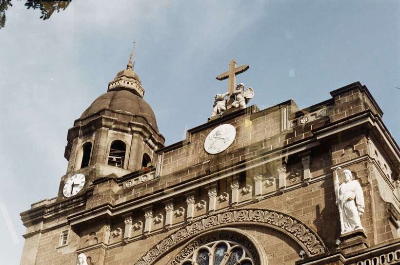 Manila: Filipino Historic Walking Tour in Intramuros - What the guide adds for the price