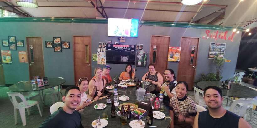 Manila Food Tour: Introduction to Philippine Street Food - Four local restaurants and a wide savory sample