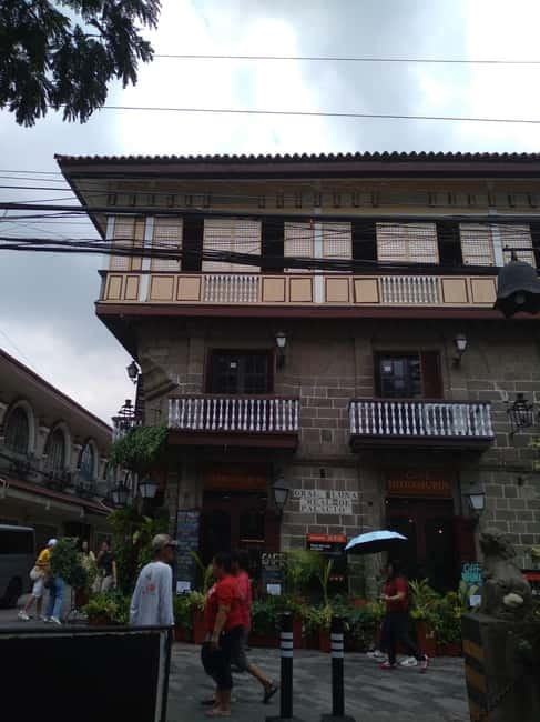 Manila: Fort Santiago Guided Tour - The fortress, baluartes, and old American barracks