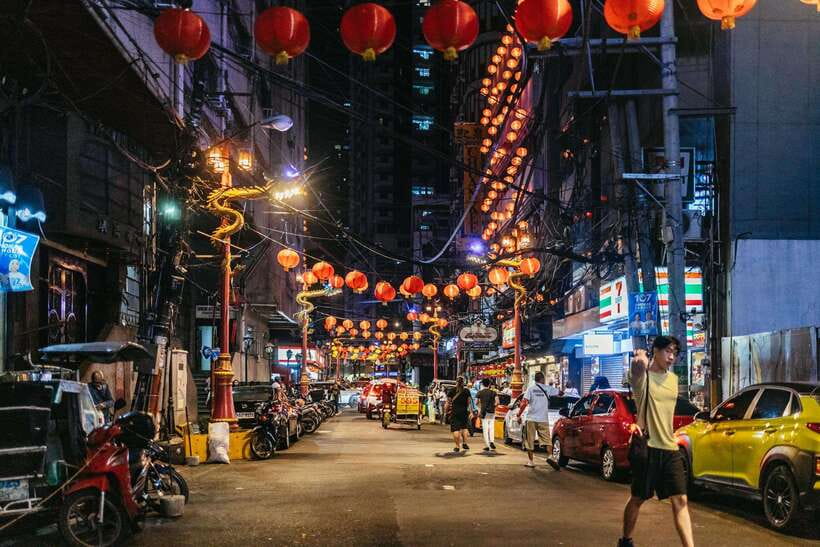 Manila: Guided Night Market Experience - What The Guides Add To The Evening